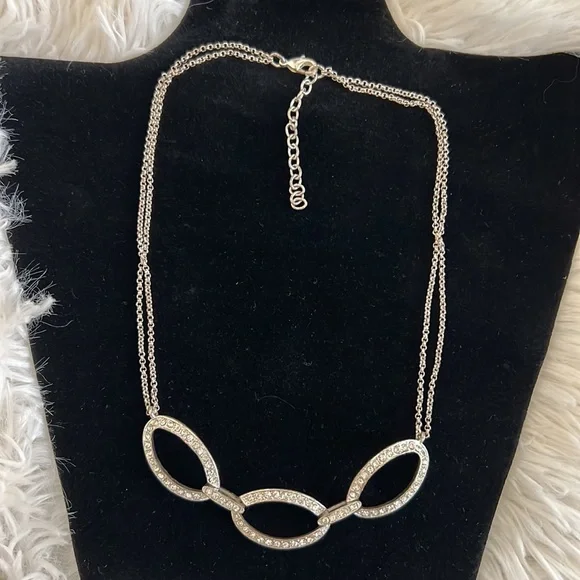 Monet silver & rhinestone necklace - Picture 3 of 3